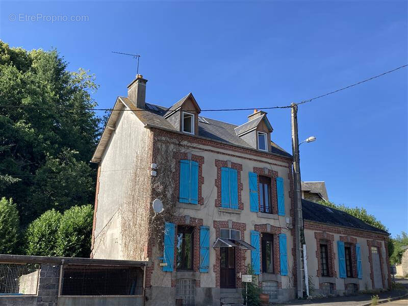 Maison à LA FERRIERE-AUX-ETANGS