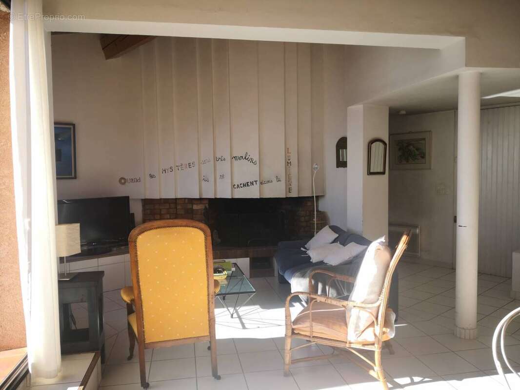 Maison à CARQUEIRANNE