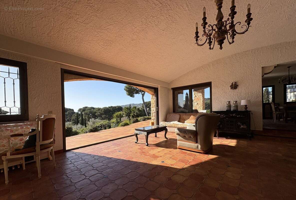 Maison à ANTIBES