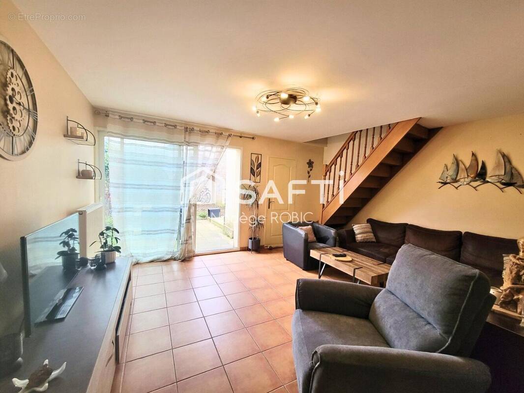 Photo 1 - Maison à SEICHES-SUR-LE-LOIR