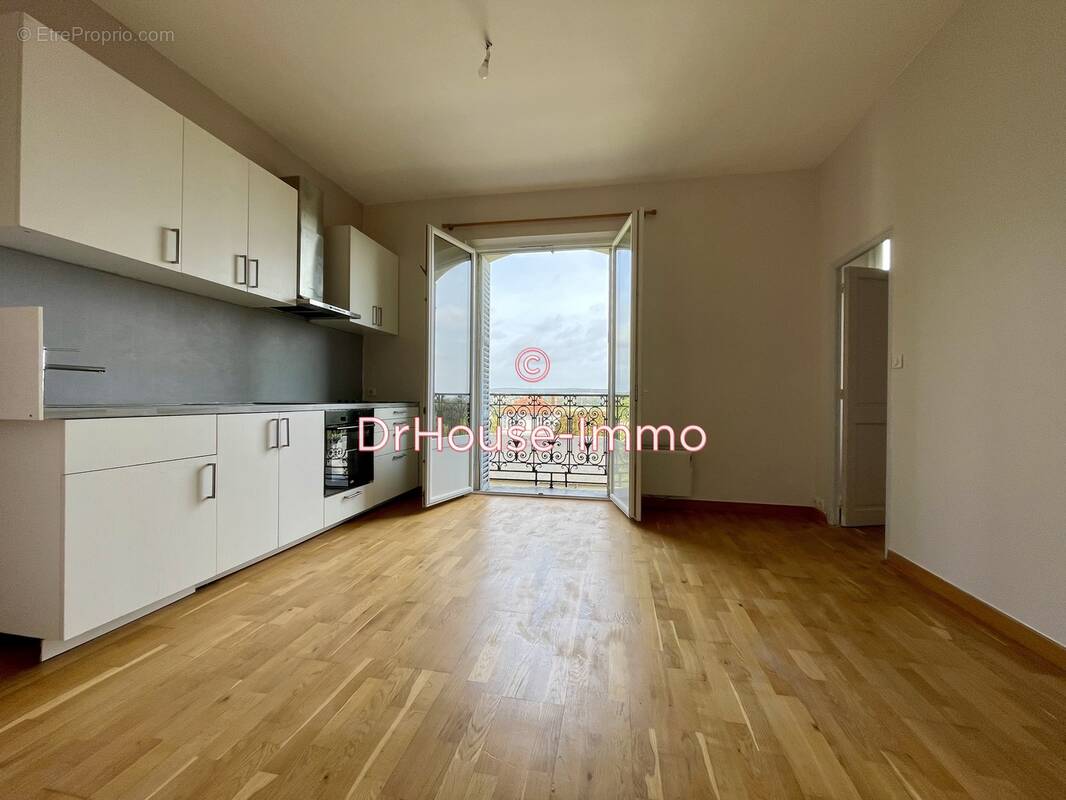 Appartement à EPONE