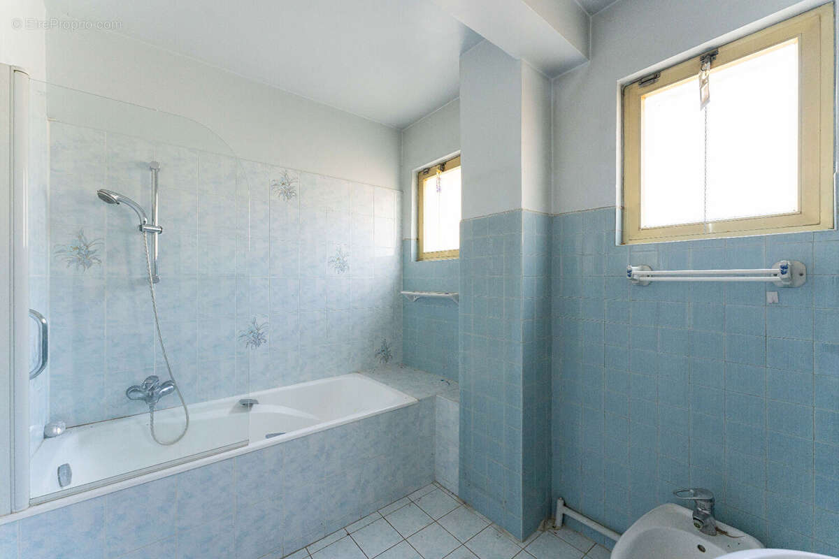 Appartement à MARSEILLE-12E