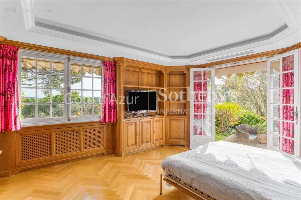 Maison à MOUGINS