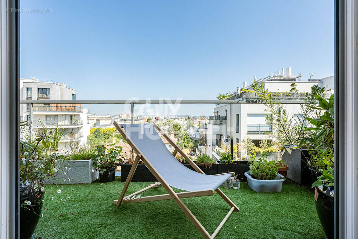 Appartement à BOIS-COLOMBES
