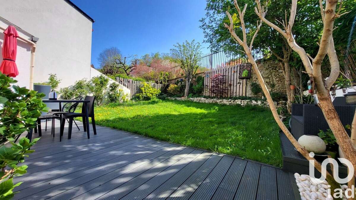 Photo 2 - Maison à MARGENCY