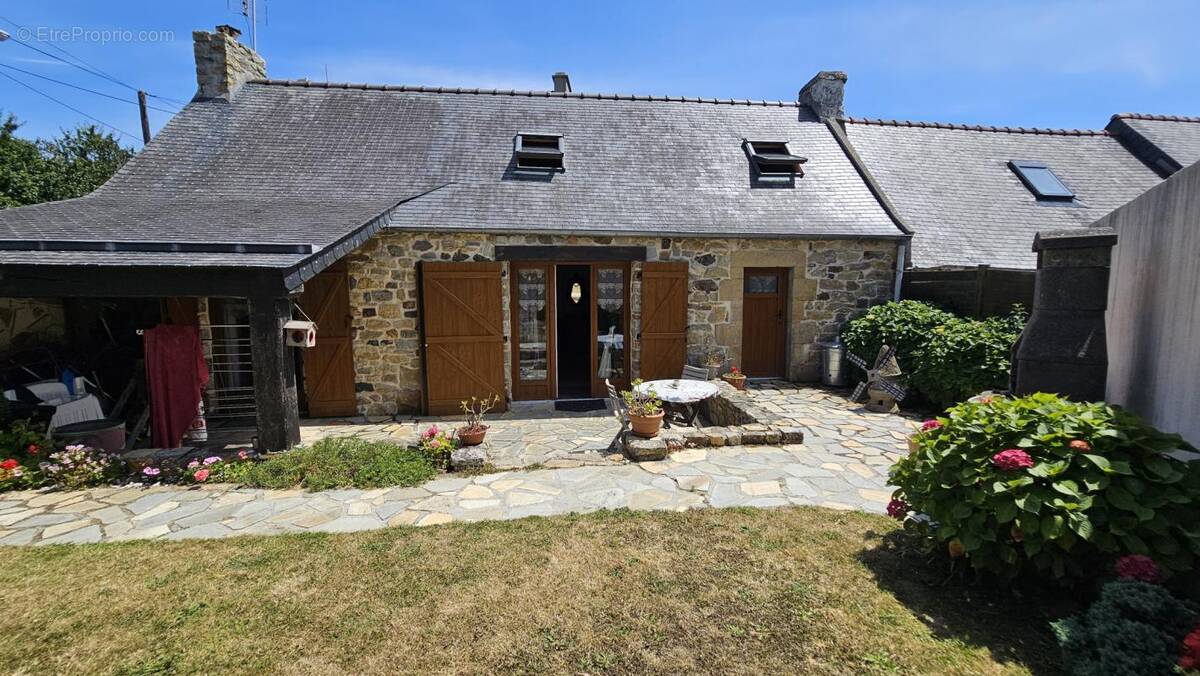 Maison à CAMARET-SUR-MER