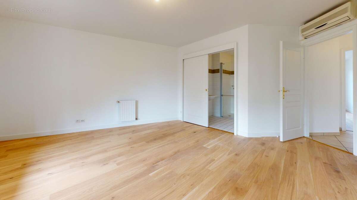 Appartement à LYON-5E
