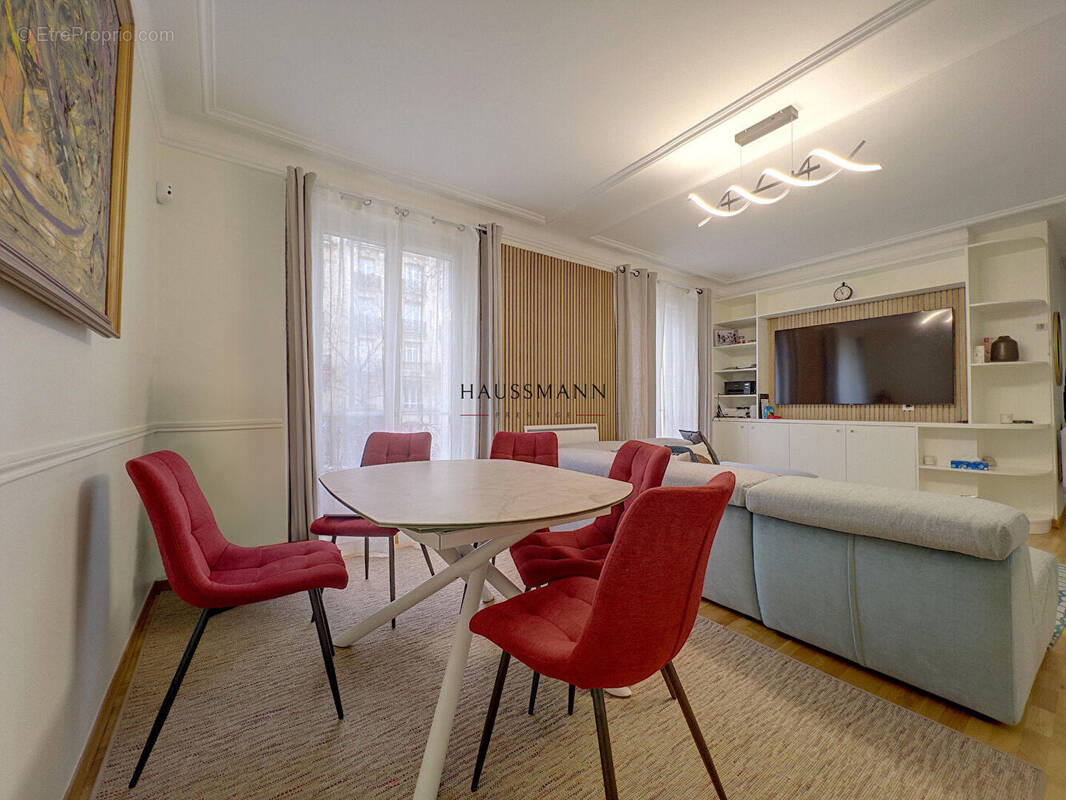 Appartement à PARIS-11E