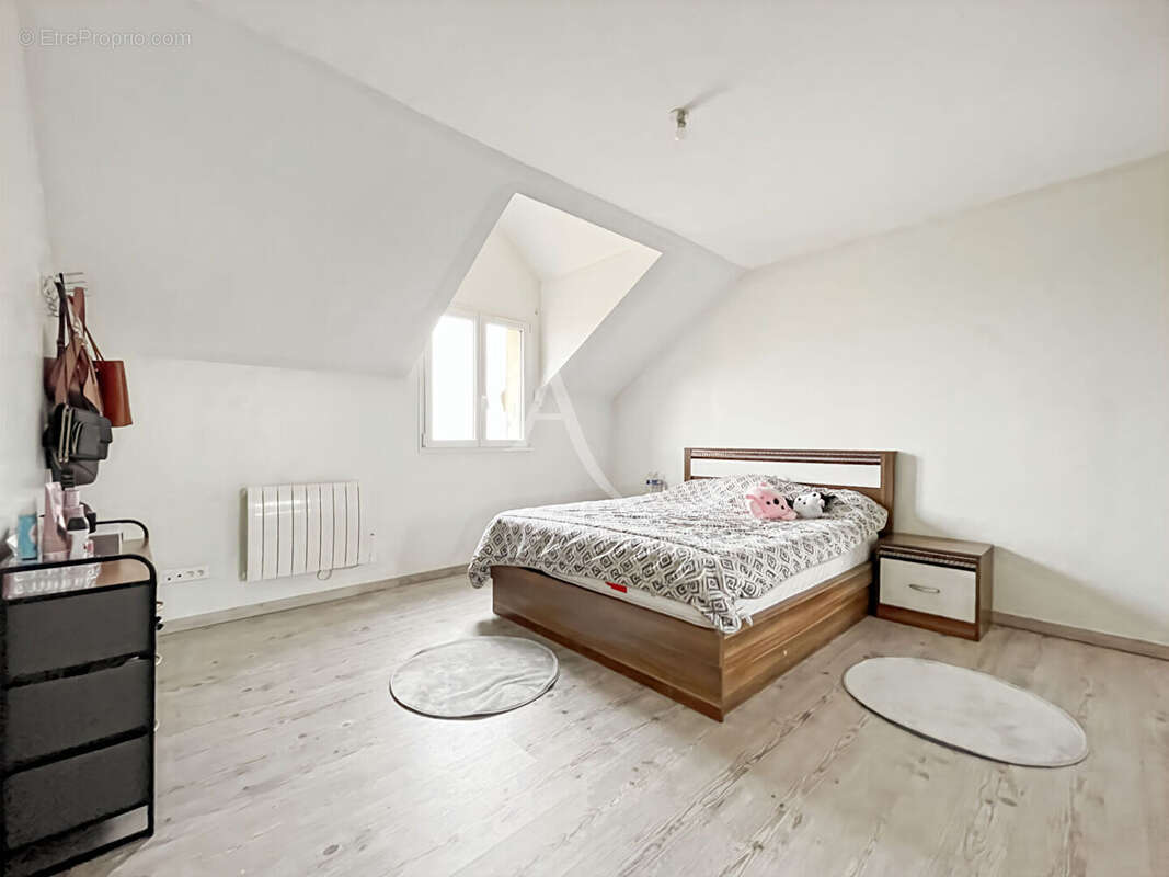 Maison à ETAMPES