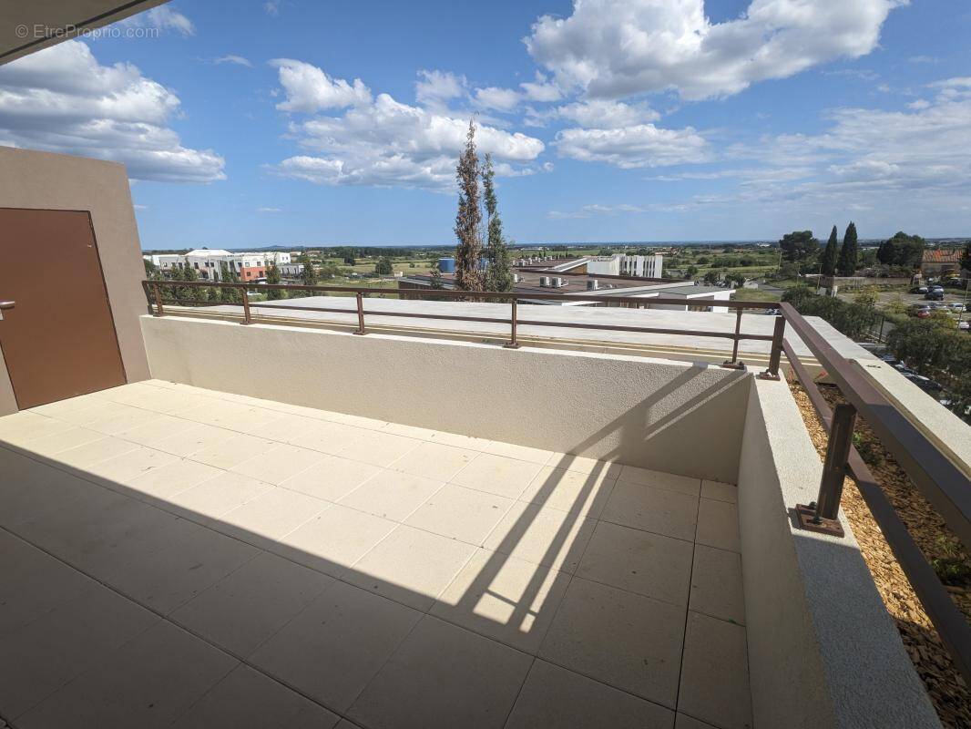 Appartement à BOUJAN-SUR-LIBRON