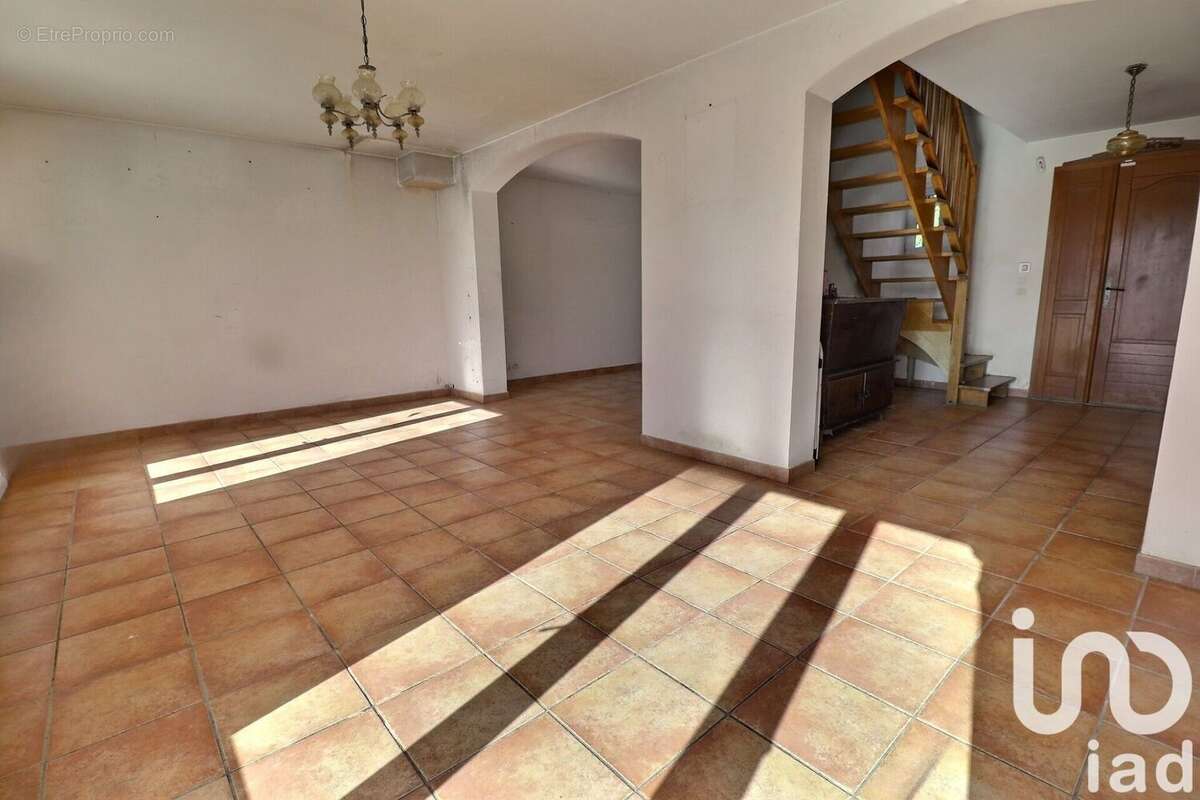 Photo 3 - Maison à LA VERDIERE