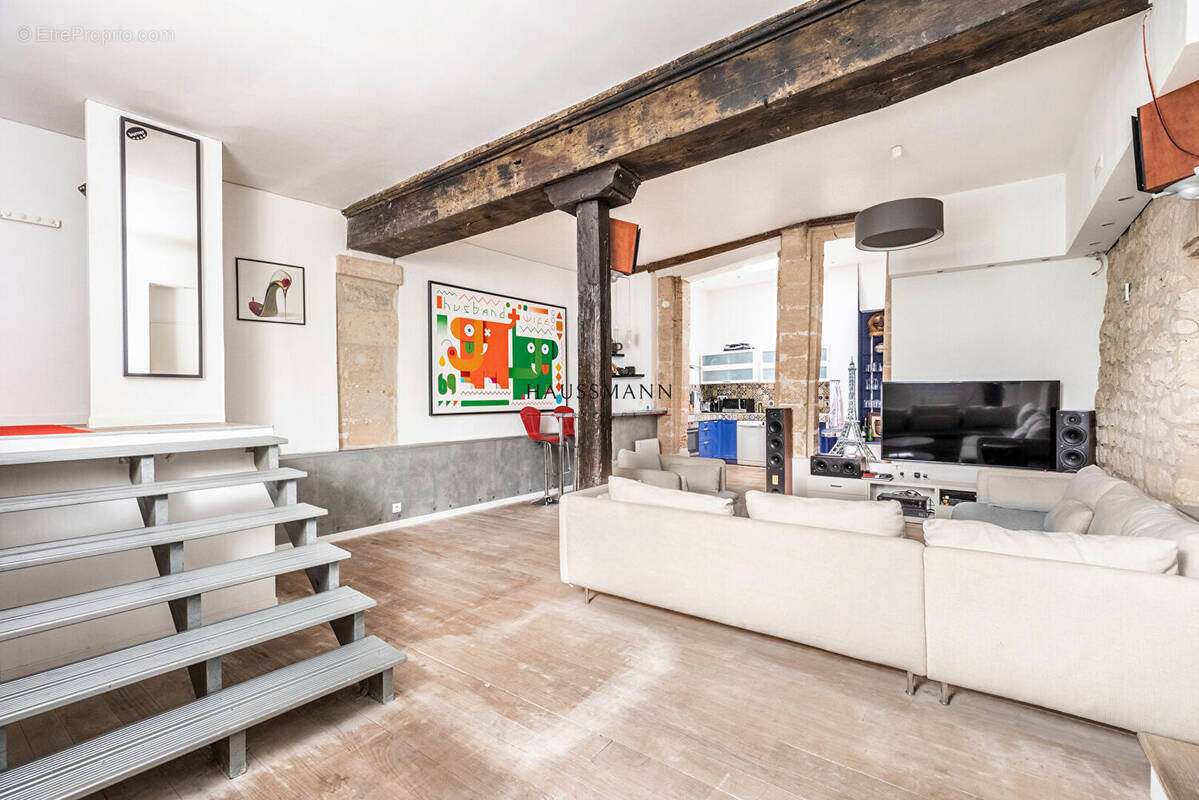 Appartement à PARIS-4E
