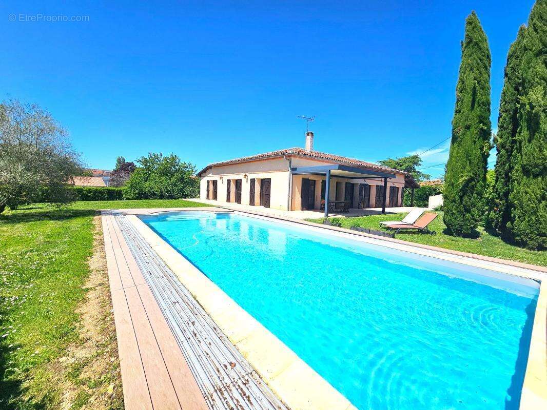 Maison à LEGUEVIN
