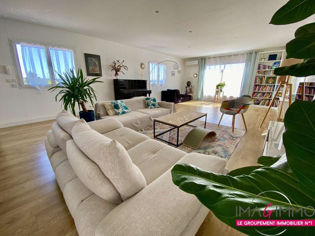 Appartement à AIGUES-VIVES