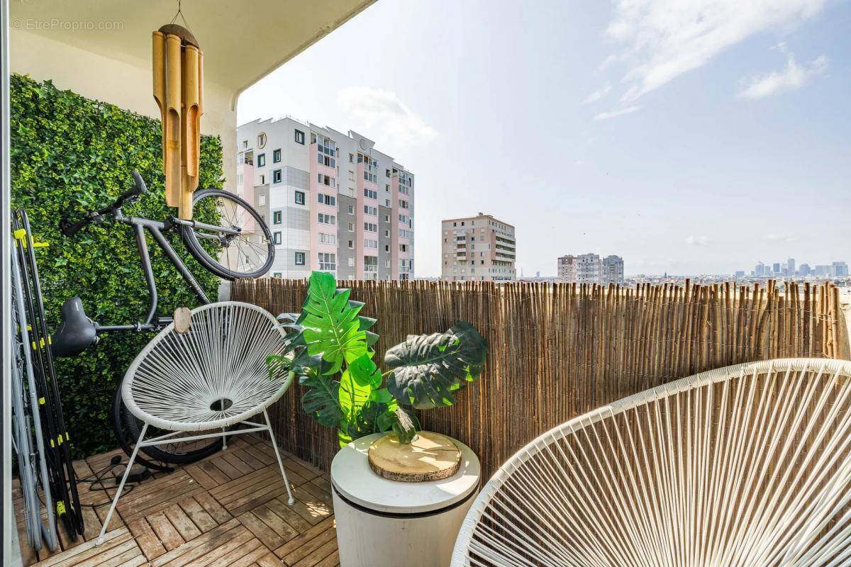 Appartement à COLOMBES
