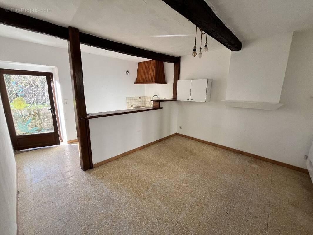 Maison à POMPIGNAN