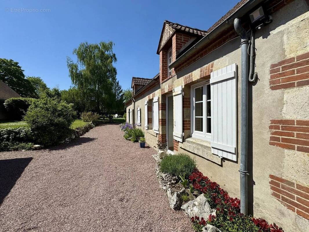 Maison à CHECY