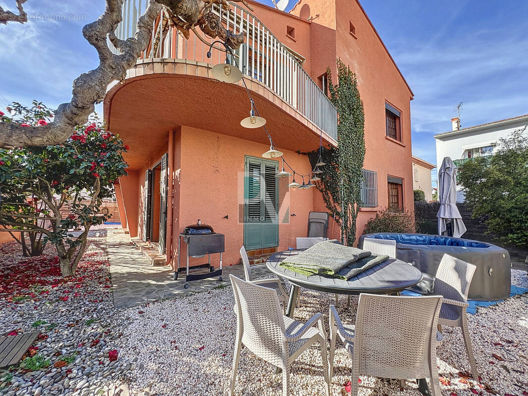 Maison à LE SOLER