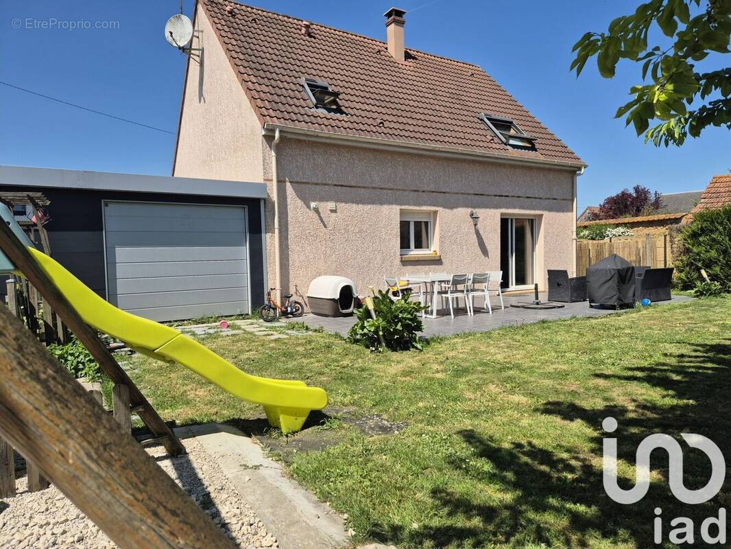 Photo 1 - Maison à BERCHERES-LES-PIERRES