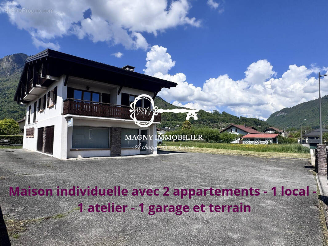 Maison à MARIGNIER