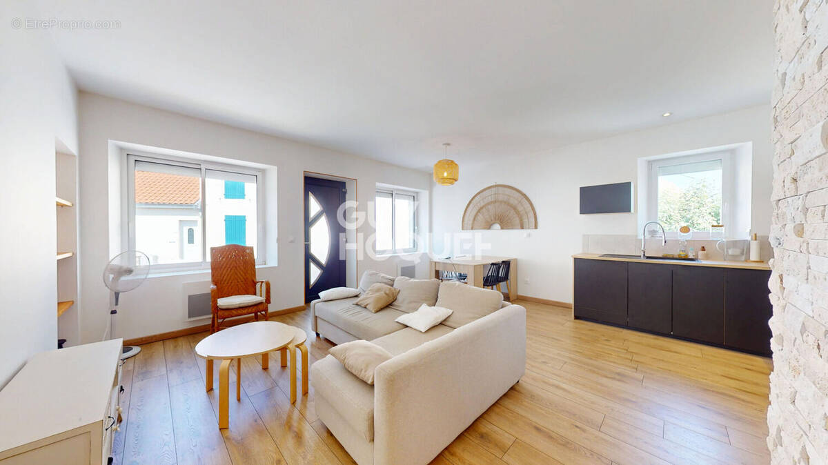 Maison à HAGETMAU