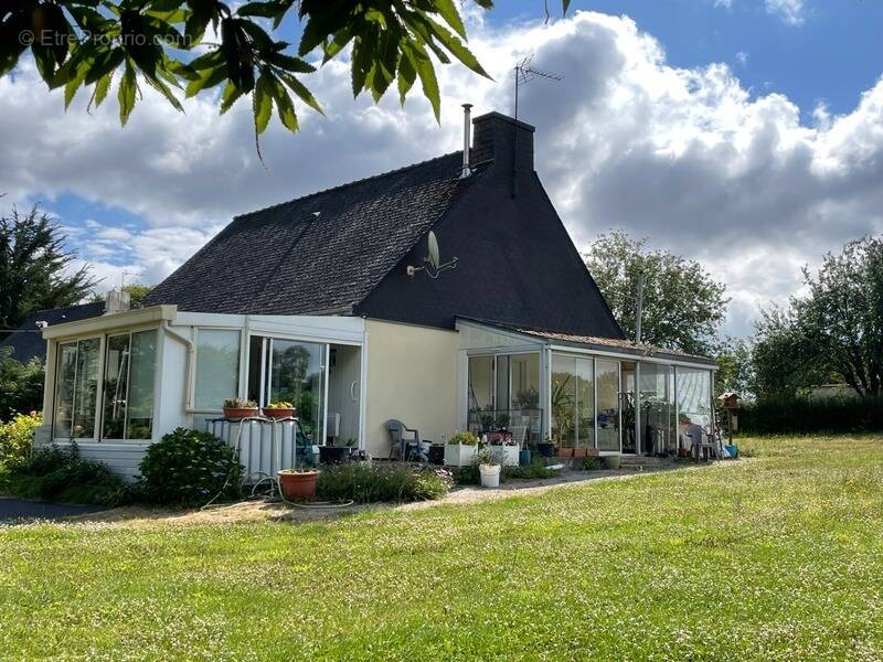 Maison à LANGOELAN