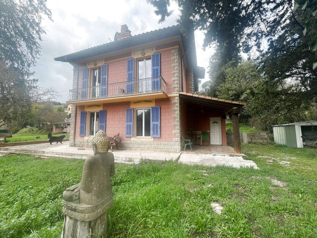 Maison à CONTES