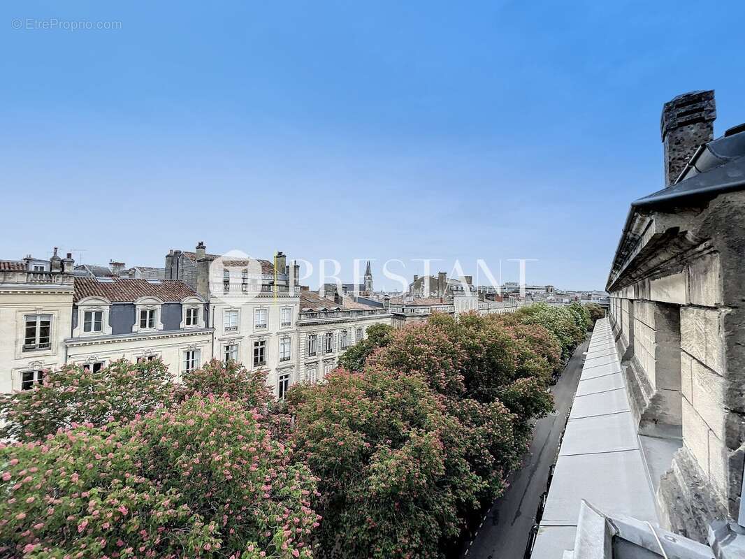Appartement à BORDEAUX