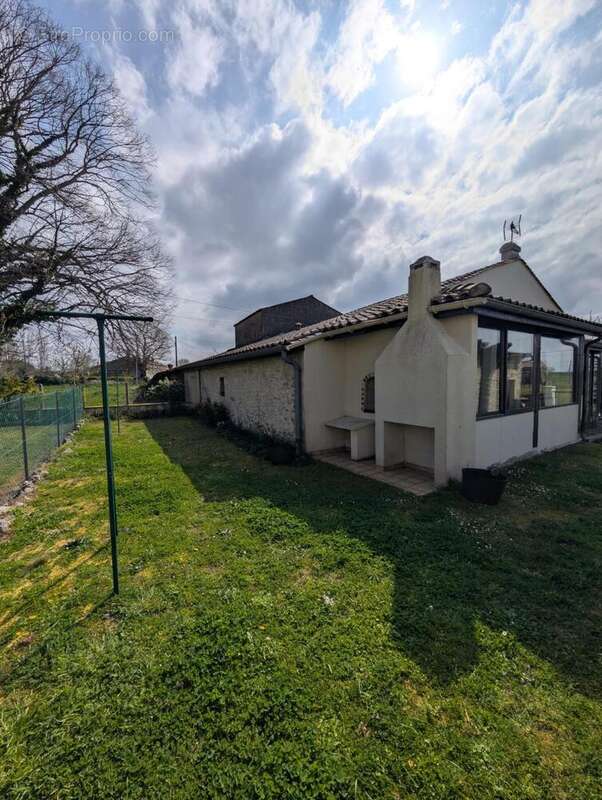 Photo 2 - Maison à ANGLADE