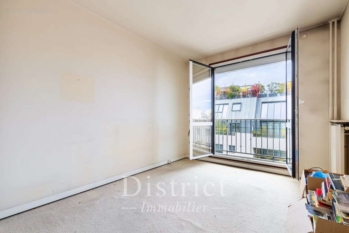 Appartement à PARIS-15E