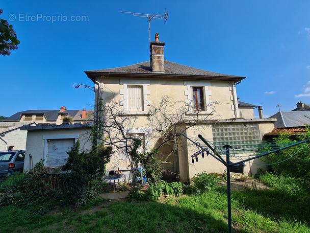 Maison à TREIGNAC