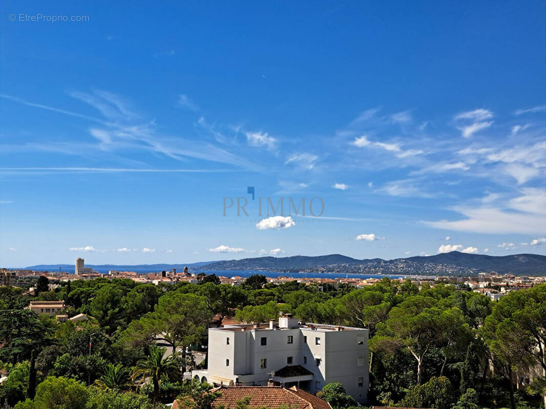 Appartement à SAINT-RAPHAEL