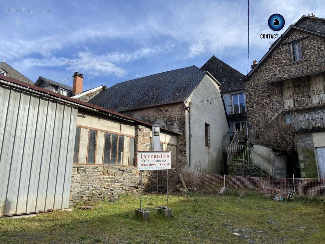 Maison à ALLASSAC