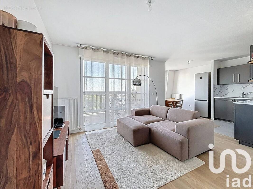 Photo 1 - Appartement à CLAMART