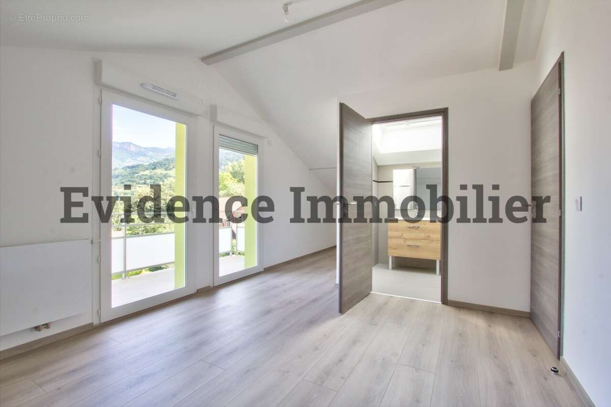 Appartement à AIGUEBLANCHE