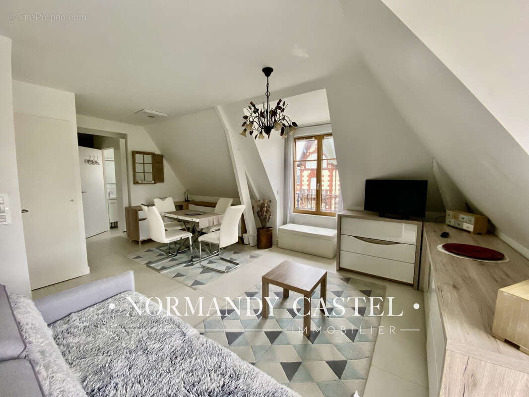 Appartement à DEAUVILLE