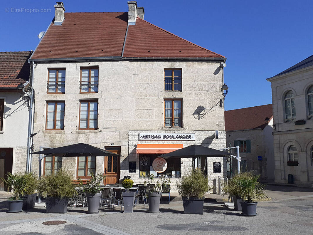 Maison à ARC-EN-BARROIS