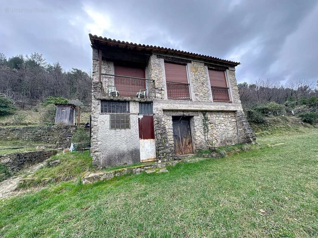 Maison à LE ROURET