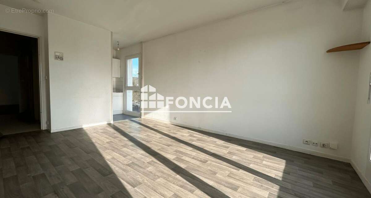 Appartement à SAINT-JACQUES-DE-LA-LANDE