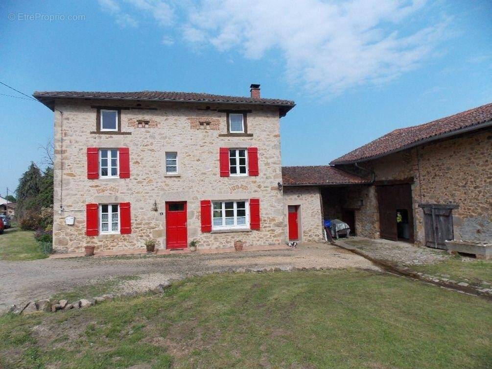 Maison à SAINT-AUVENT