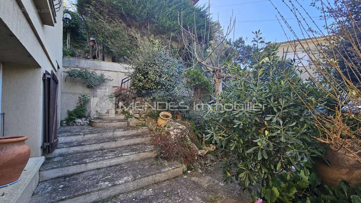 Maison à LA TURBIE