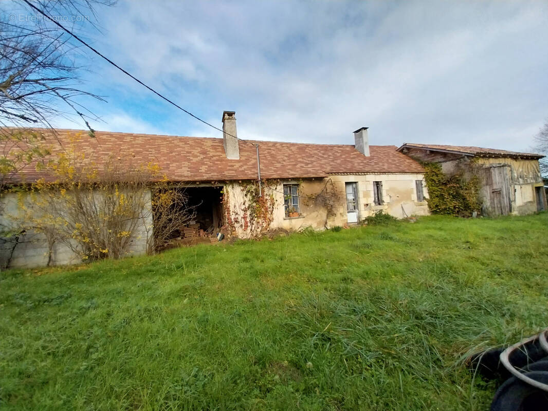 Maison à SAINT-LAURENT-DES-HOMMES
