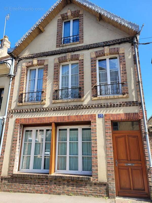 Maison à LONGNY-AU-PERCHE