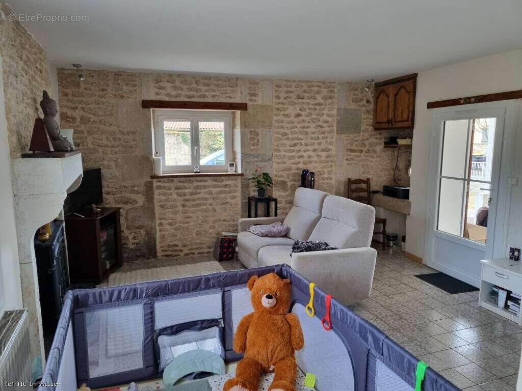 Maison à CIVRAY
