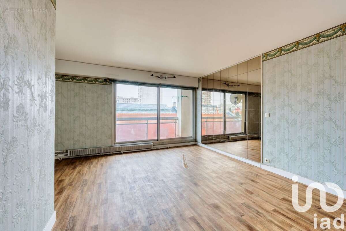 Photo 2 - Appartement à PARIS-19E