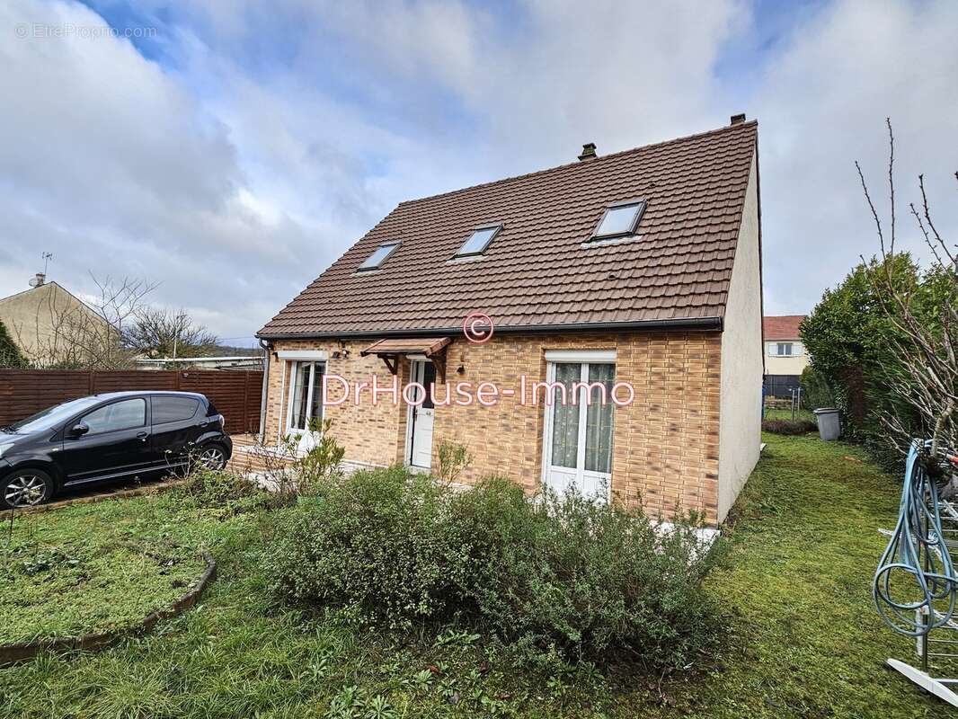 Maison à LIMAY