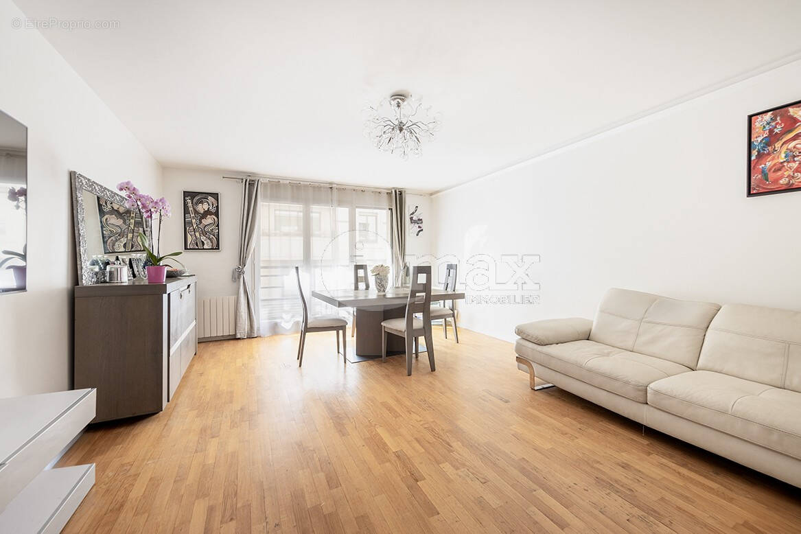 Appartement à LEVALLOIS-PERRET