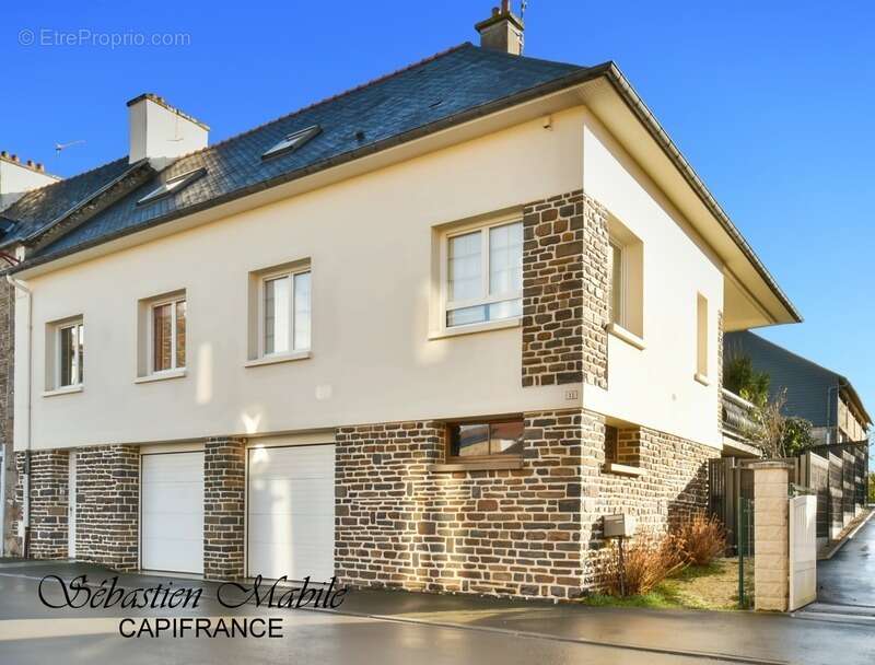 Maison à DOL-DE-BRETAGNE