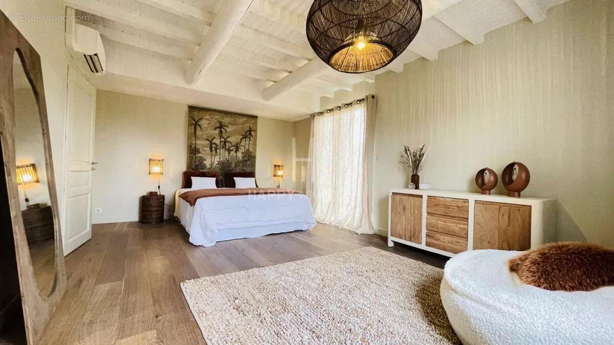 Maison à MAUSSANE-LES-ALPILLES