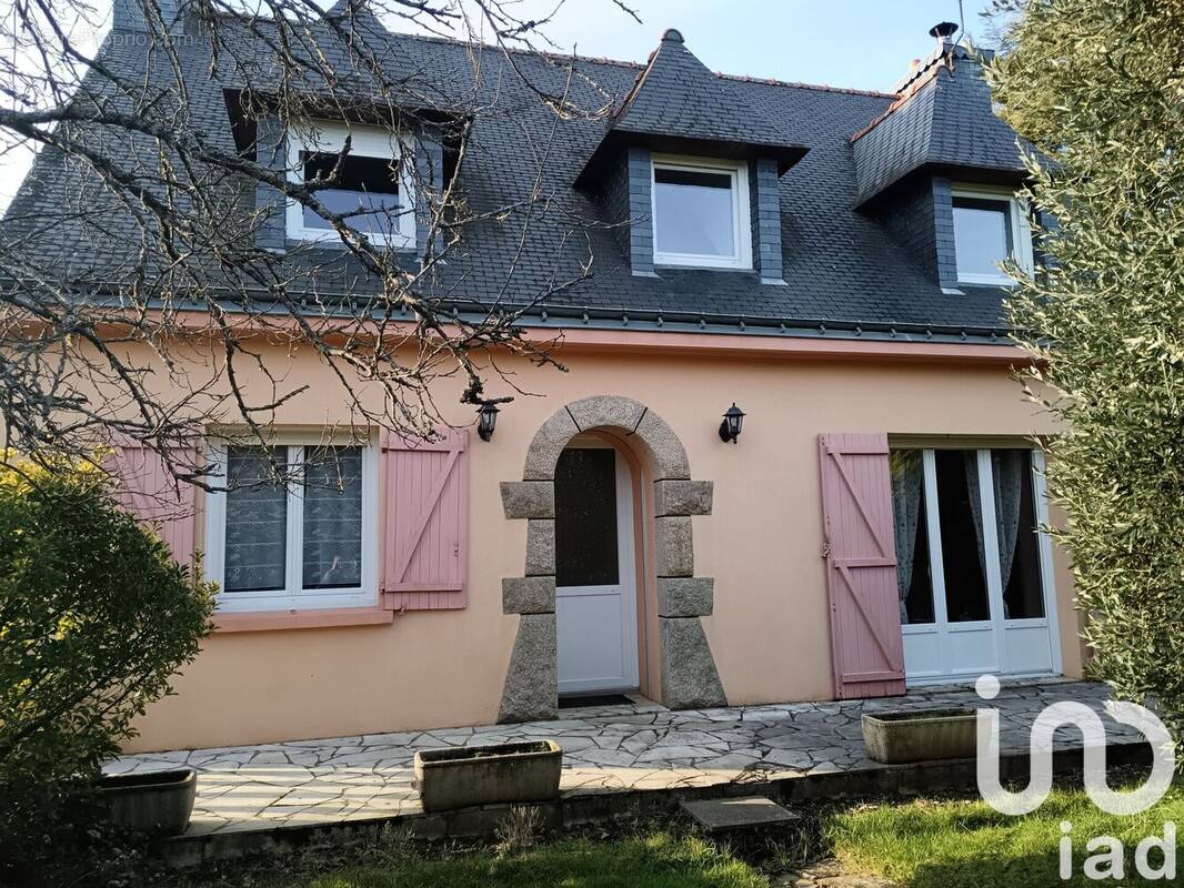 Photo 1 - Maison à PLUMELIAU